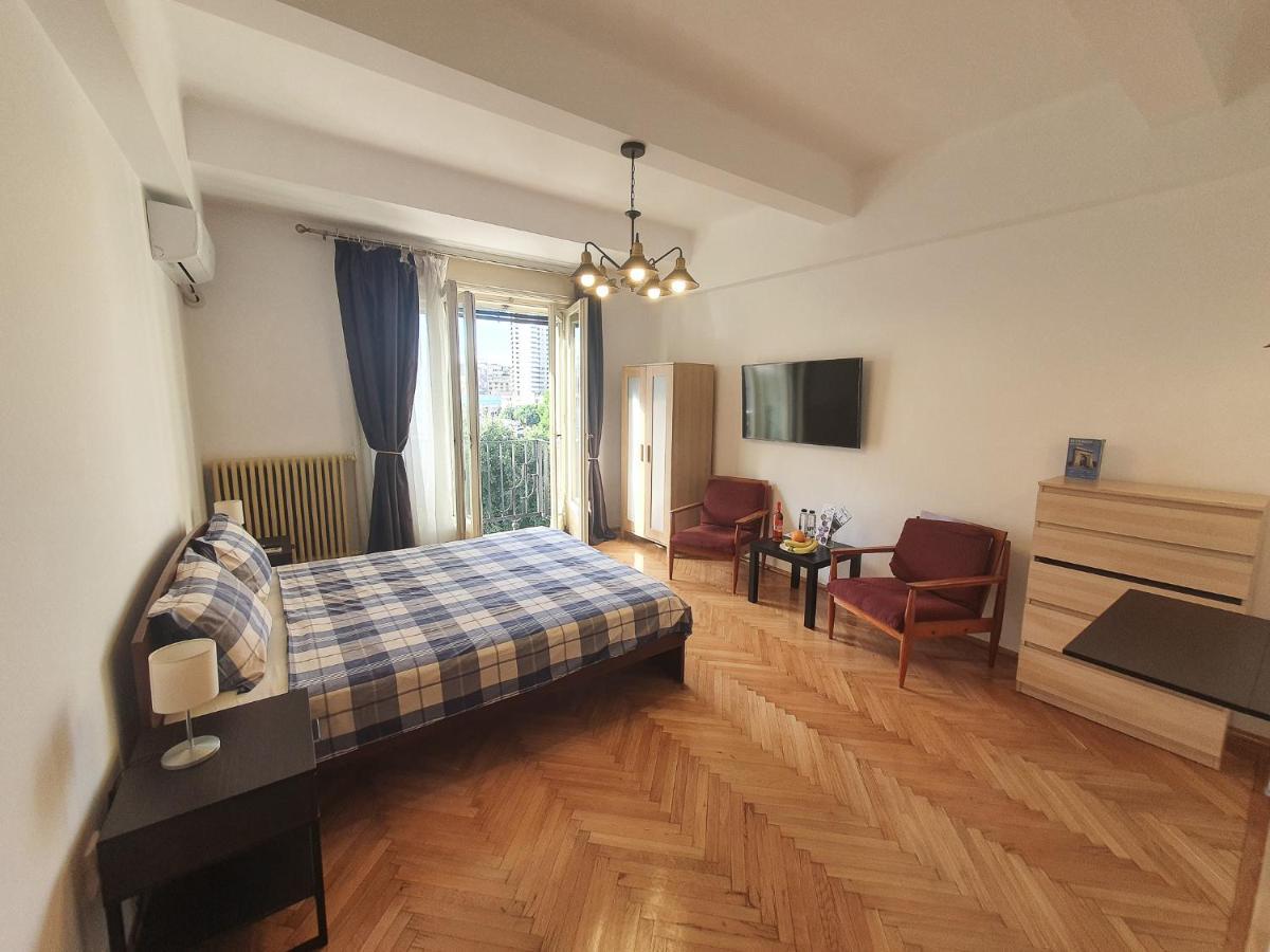 Charming Studio With City View Bucharest Exterior photo