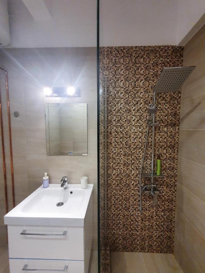 Charming Studio With City View Bucharest Exterior photo