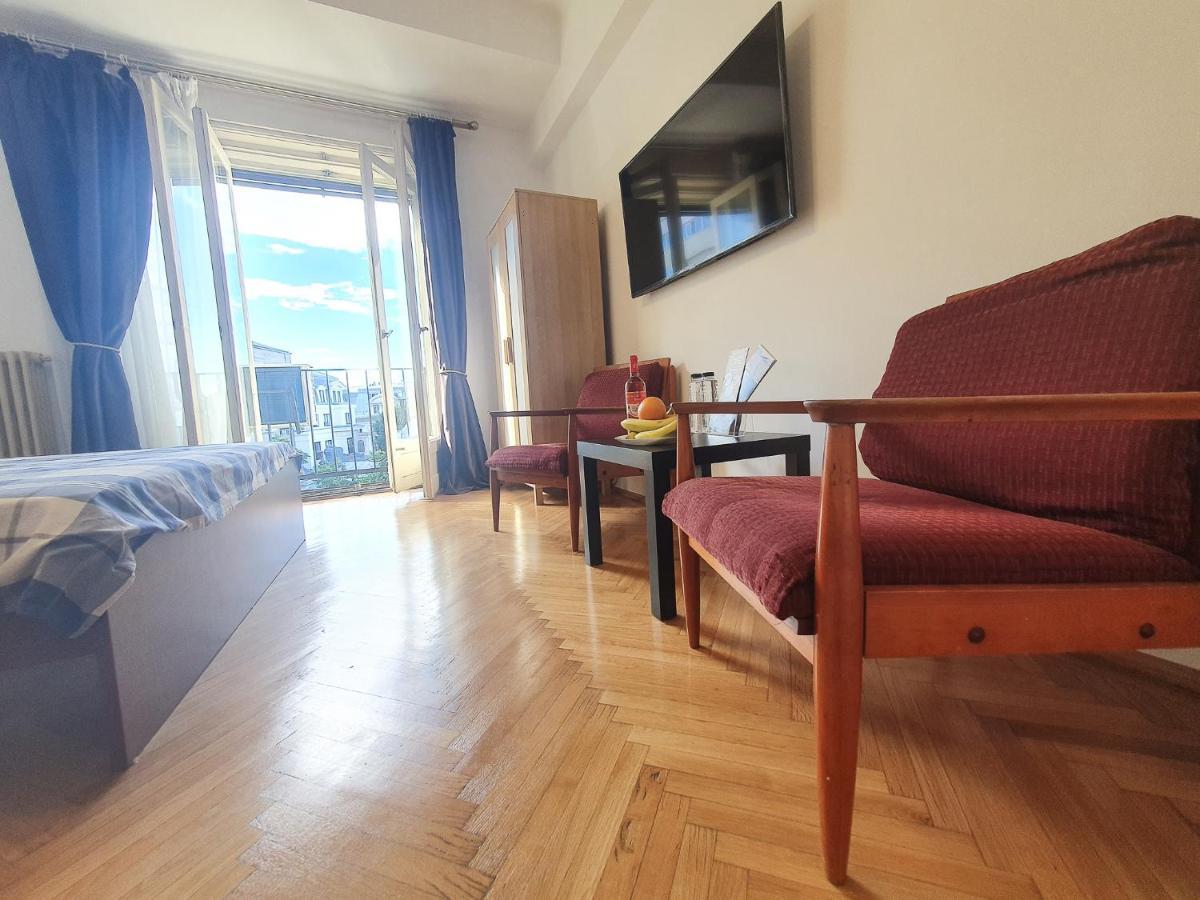 Charming Studio With City View Bucharest Exterior photo